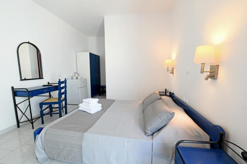 Lunar Santorini Hotel Perissa  Dış mekan fotoğraf