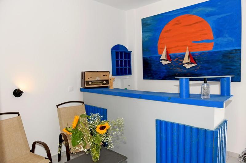 Lunar Santorini Hotel Perissa  Dış mekan fotoğraf
