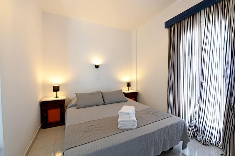 Lunar Santorini Hotel Perissa  Dış mekan fotoğraf