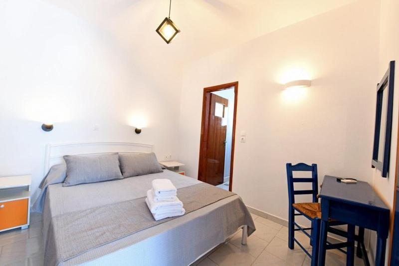 Lunar Santorini Hotel Perissa  Dış mekan fotoğraf